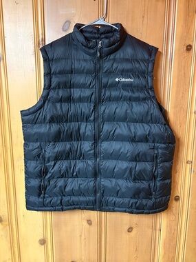 Columbia Black Quilted Packable Down Vest